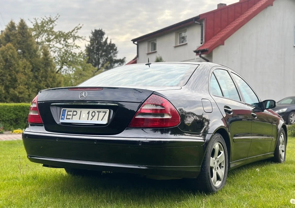 Mercedes-Benz Klasa E cena 16800 przebieg: 412000, rok produkcji 2003 z Wieluń małe 631